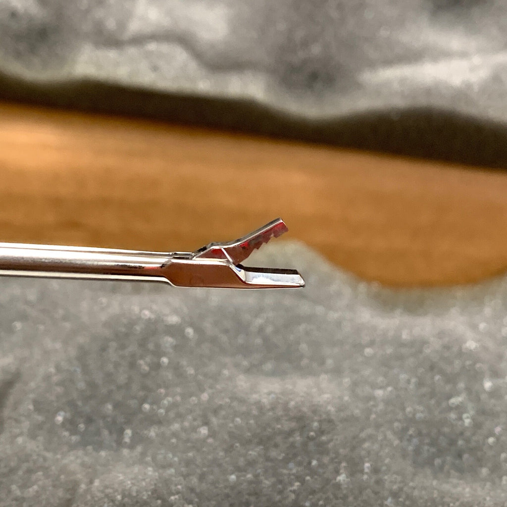 Symmetry Surgical REF 1010111, Access Punch, 1.7mm Straight, Blunt Nose