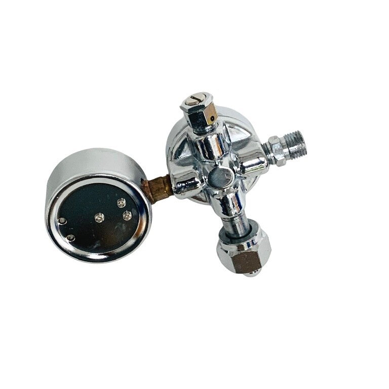 SHANGHAI Ref YQY-740A, OXYGEN REGULATOR w/ HOSE