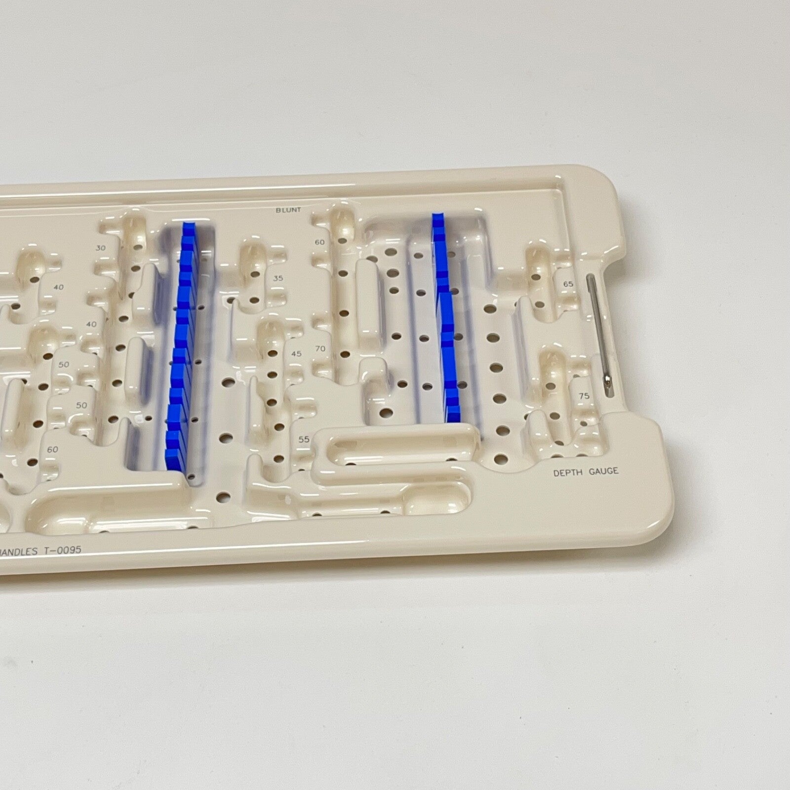 V. Mueller Y-0135-1 Shadow-Line® Retractor System Instrument's Upper Insert