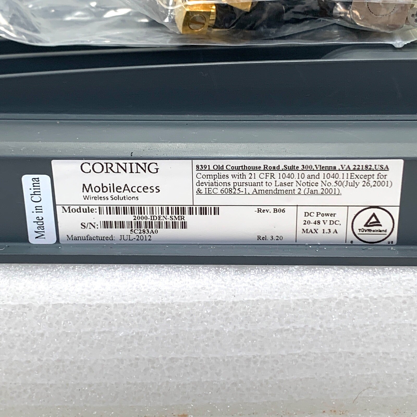 GE Corning Mobile Access Remote Hub Unit IDEN/SMR-Page w/ Accessories