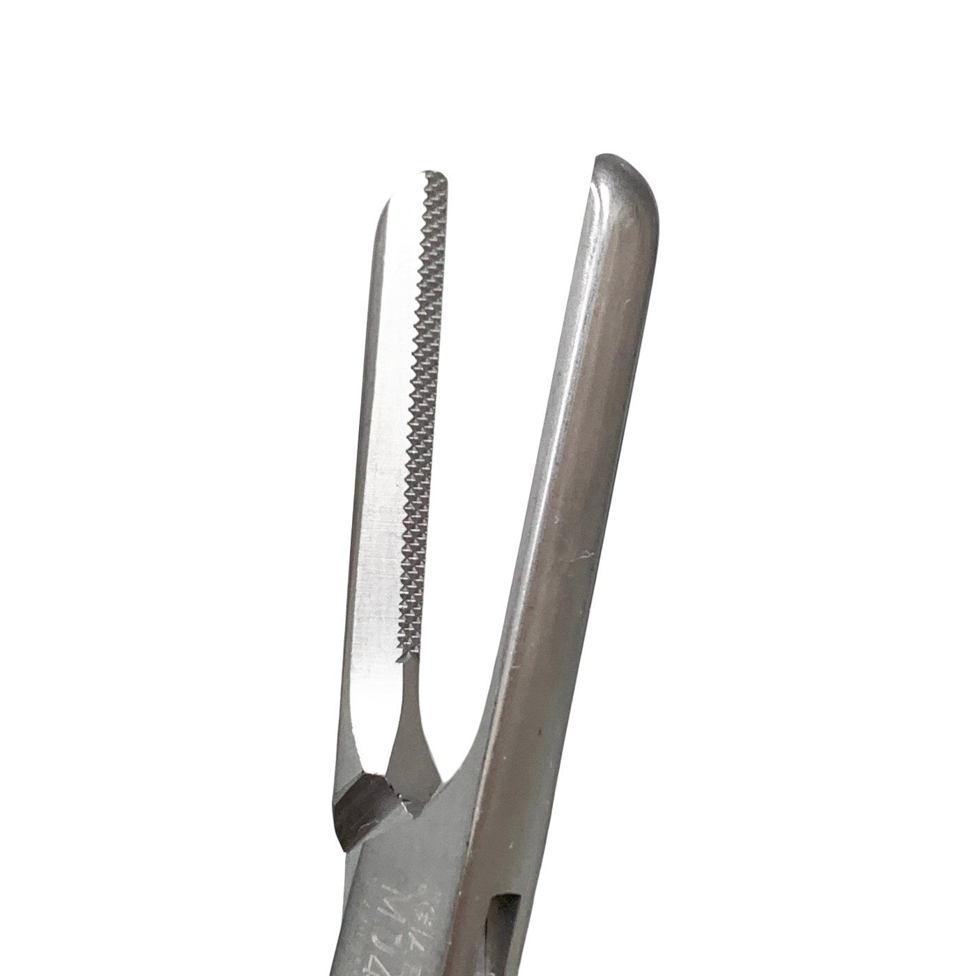 Aesculap Ref MD453R, Crile-Wood Needle Holder 6" Surgical Suture Forceps