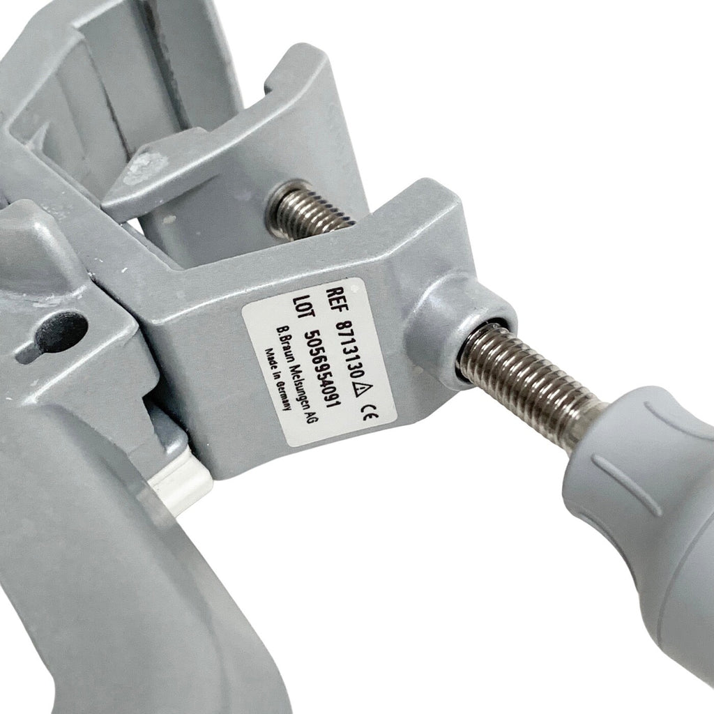 B. BRAUN REF 8713130, PUMP MOUNT CLAMP