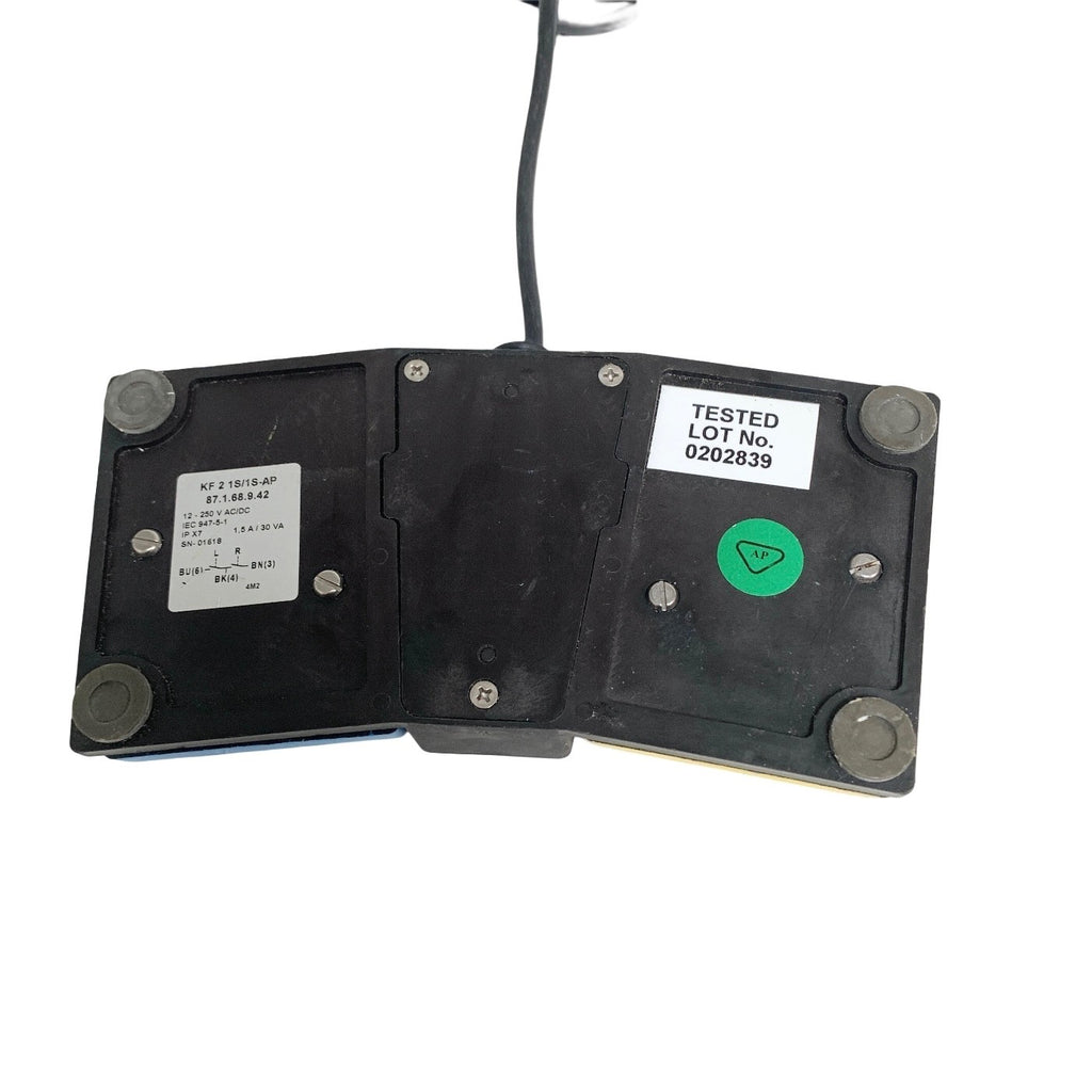 Steute REF 87.1.68.9.42 / KF 2 1S/1S-AP, Bipolar Double Footswitch w/ Cable