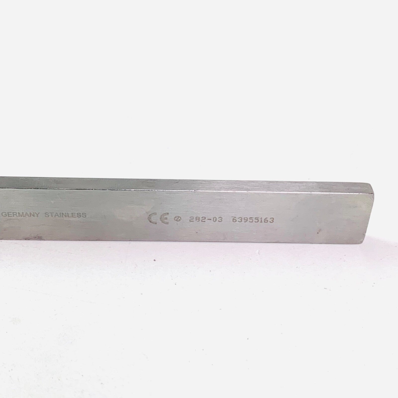 Zimmer REF 282-03, Lambotte Osteotome Curved