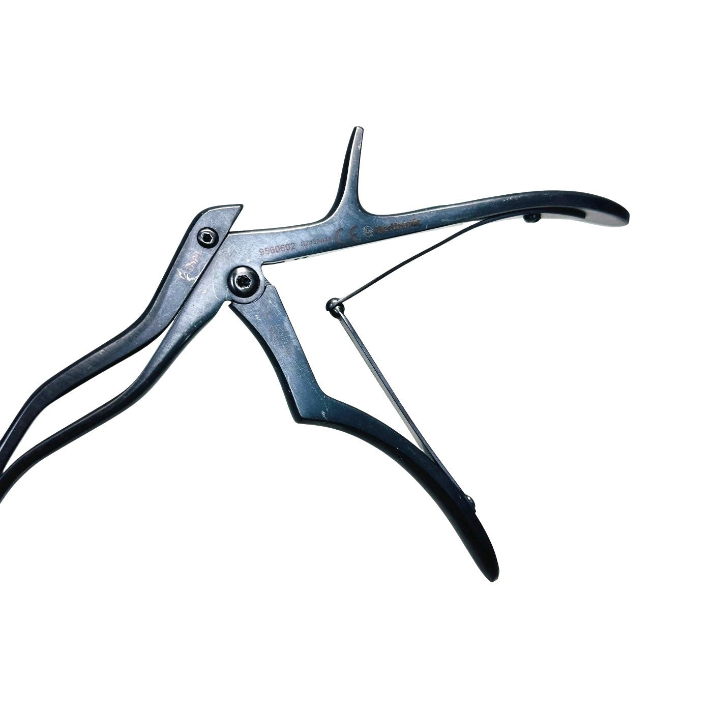 Medtronic 9560602 METRx II Bayonet Kerrison Rongeur 2 mm × 40° Instrument