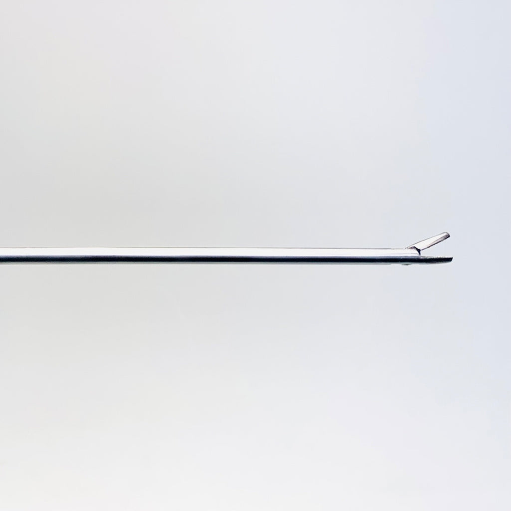 MILLENNIUM Ref 72-5250571, KOH Macro Needle Holder 5mm 33cm Curved Left
