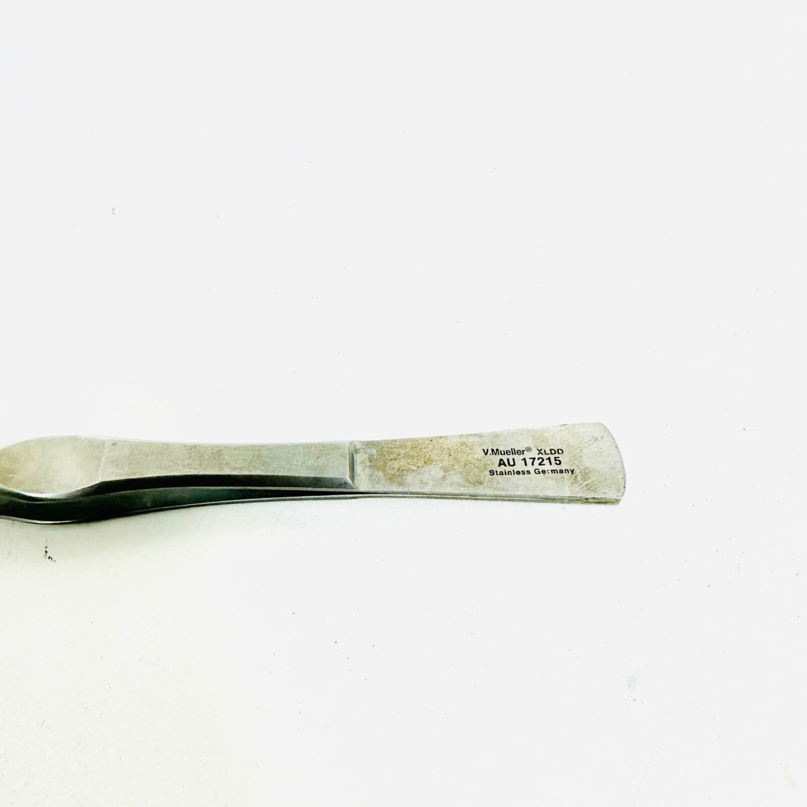 V. Mueller AU17215 Sheehy Ossicle Teeth Holding Clamp Forcep 4.75 in Instrument