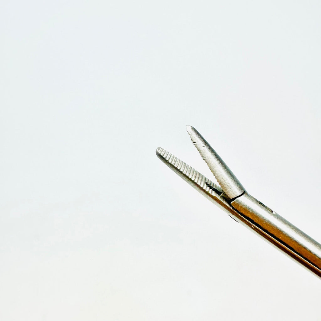 Centurion 66735 Alligator Forceps 5.5" Instrument