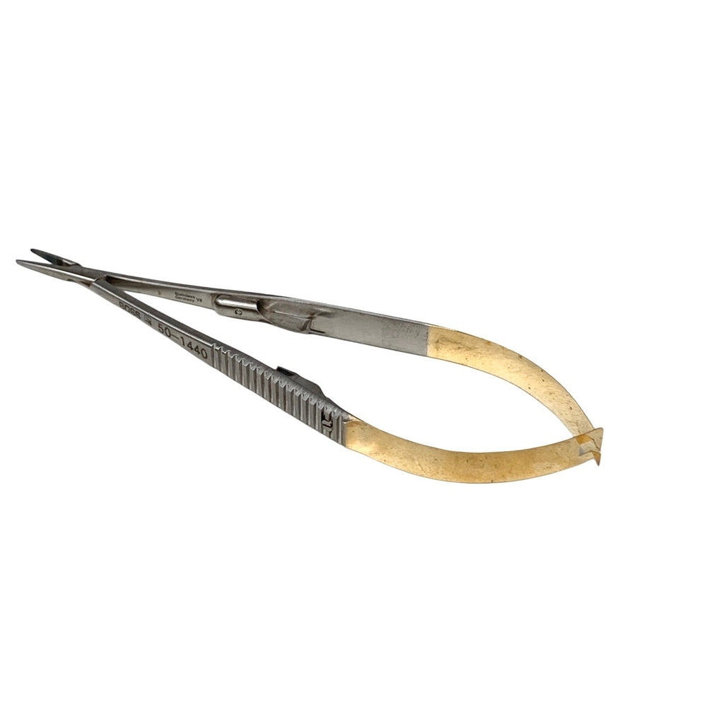 BOSS REF 50-1440, 5 1/2″ Castroviejo “GG” Needle Holder curved smooth w/ lock