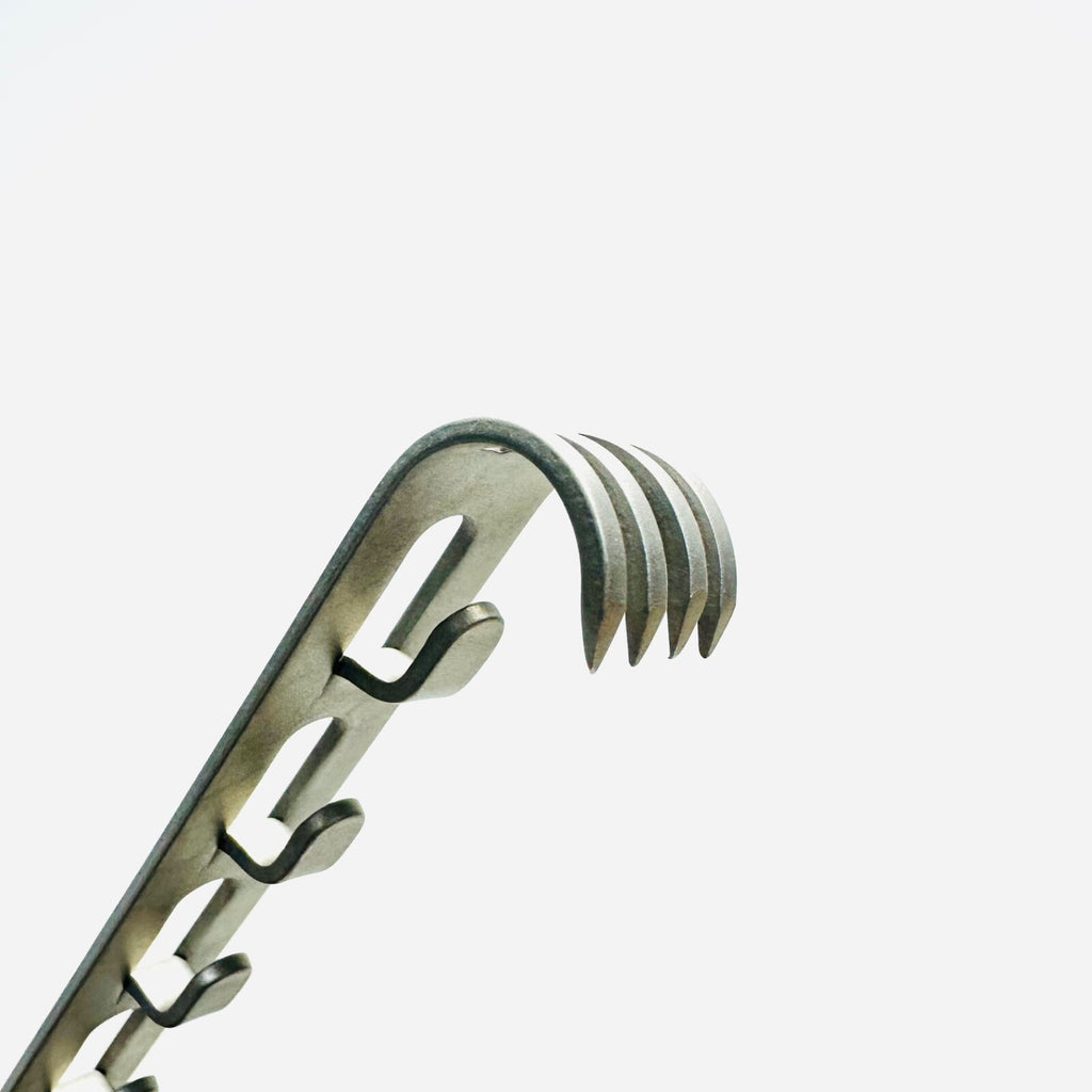 V. Mueller SU3052-040 DENIS BROWNE RETRA. MASTOID BLADE 1/2 In X 1.3cm(SET OF 4)