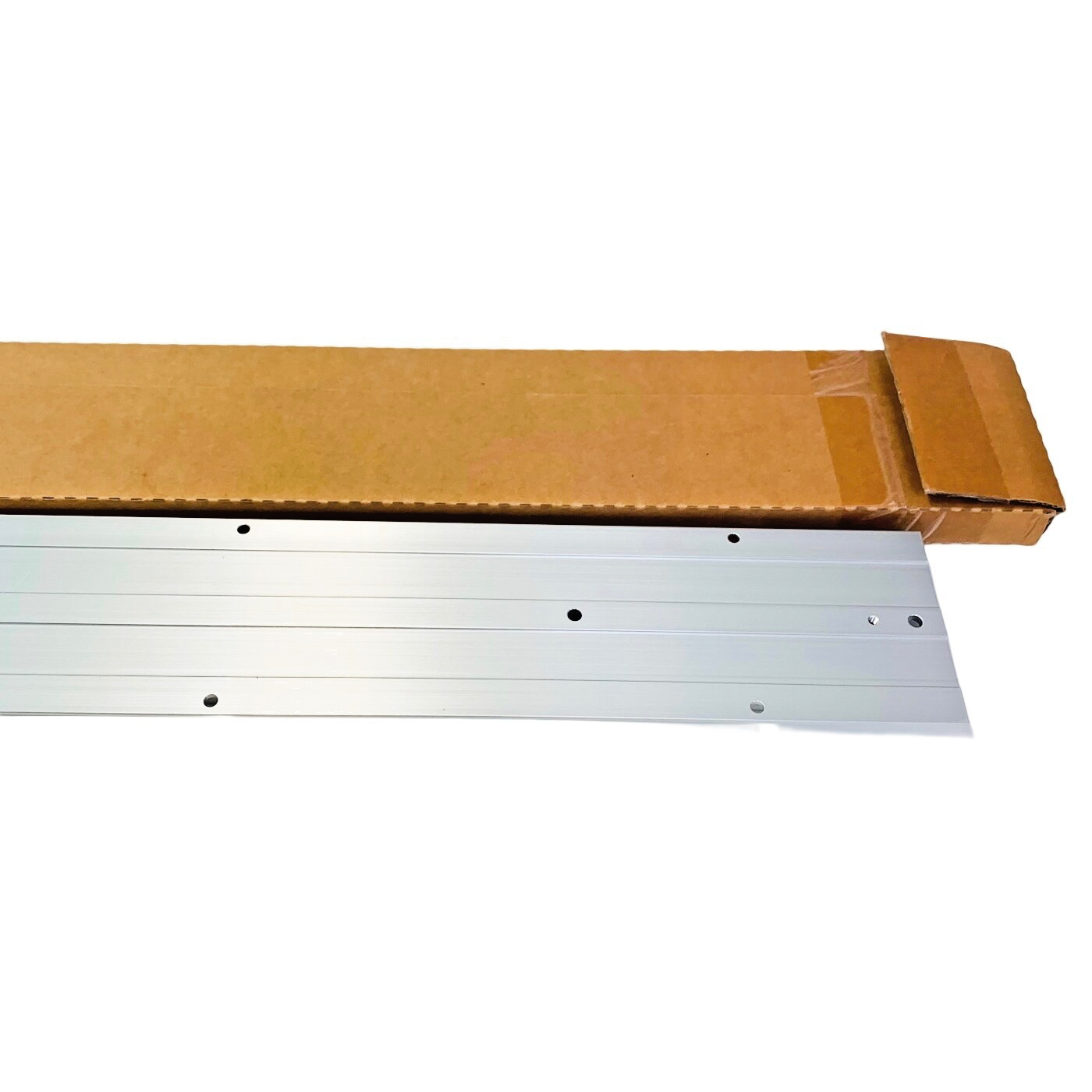 GCX FLP-0009-04C, M Series Flush Mount Flat Panel Displays, WC-0002-07 Seismic