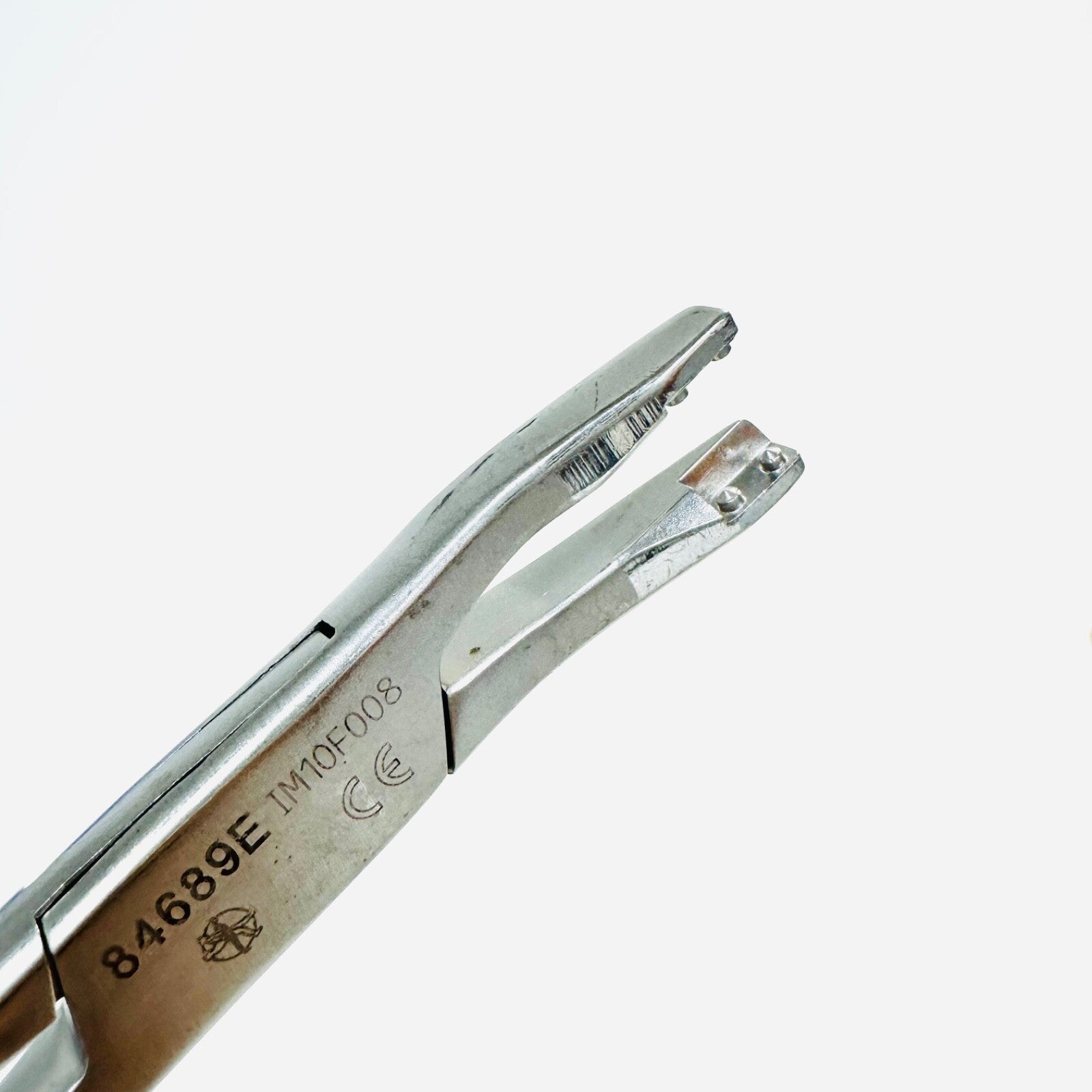 Medtronic 84689E Lateral Implant Holder Instrument