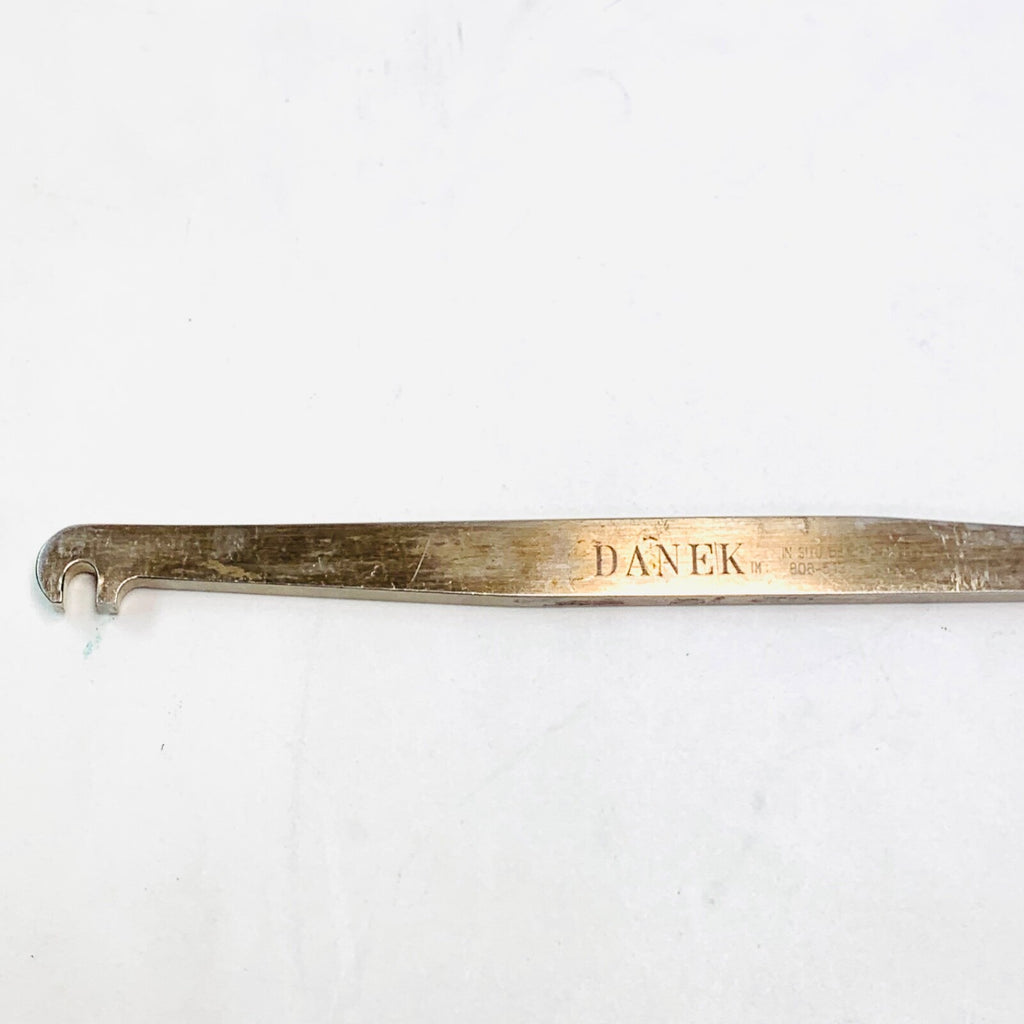 DANEK REF 808-513, ANGLED SITU PLATE BENDER