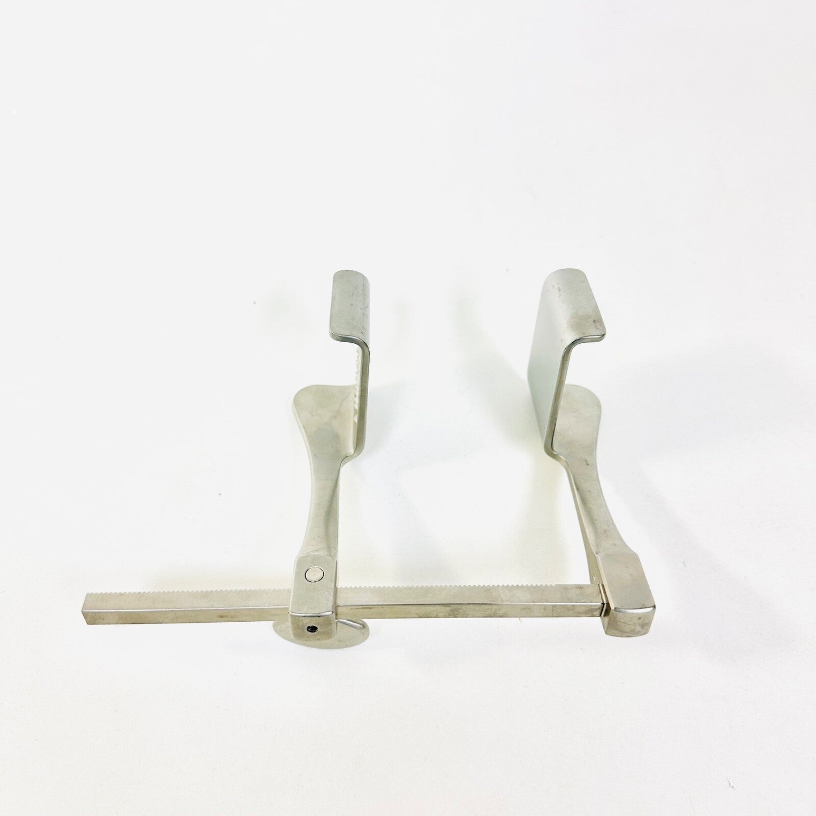Aesculap FB800R Tuffier Rib Spreader Blade 43 x 53 mm Instrument