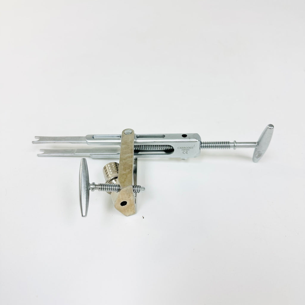 Medtronic 8880065 Medial Corkscrew Instrument