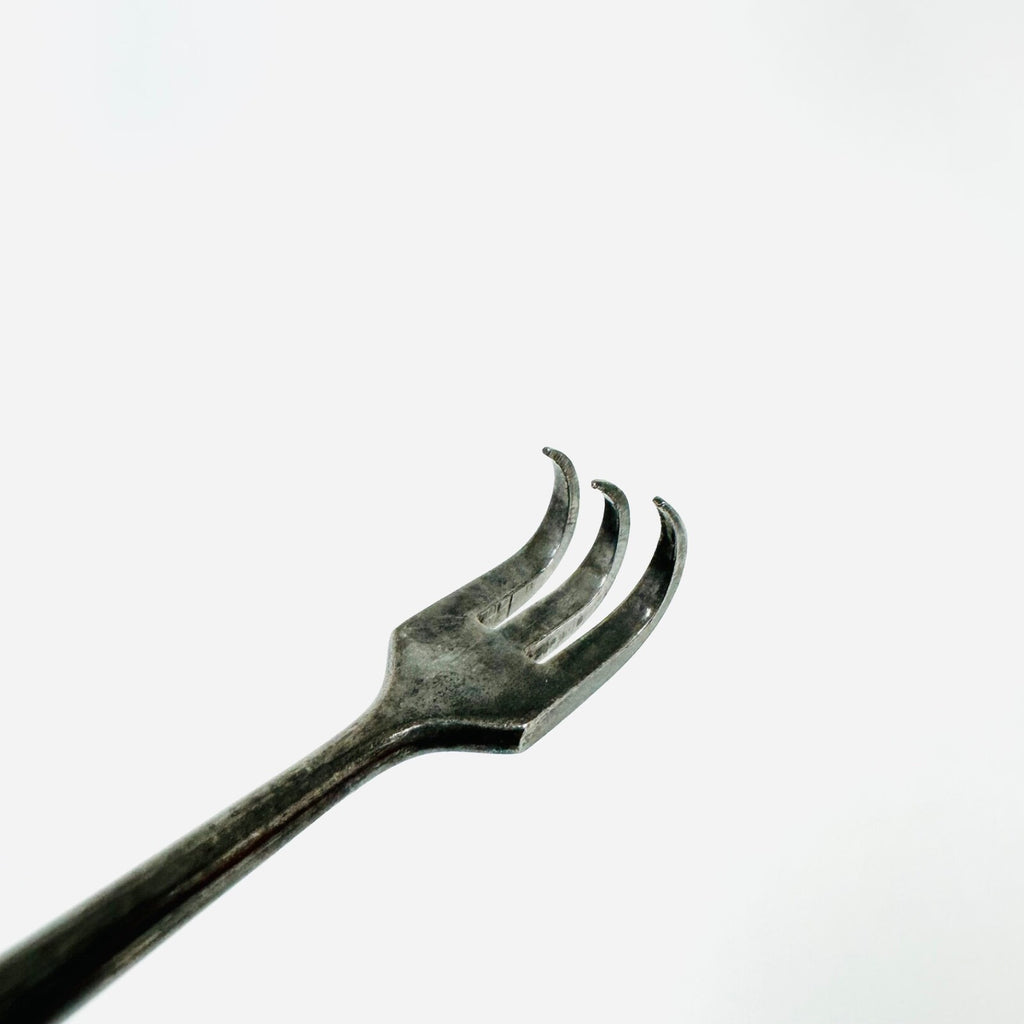 V. Mueller SU3785 Senn Retractor  6-1/4 Inch Instrument