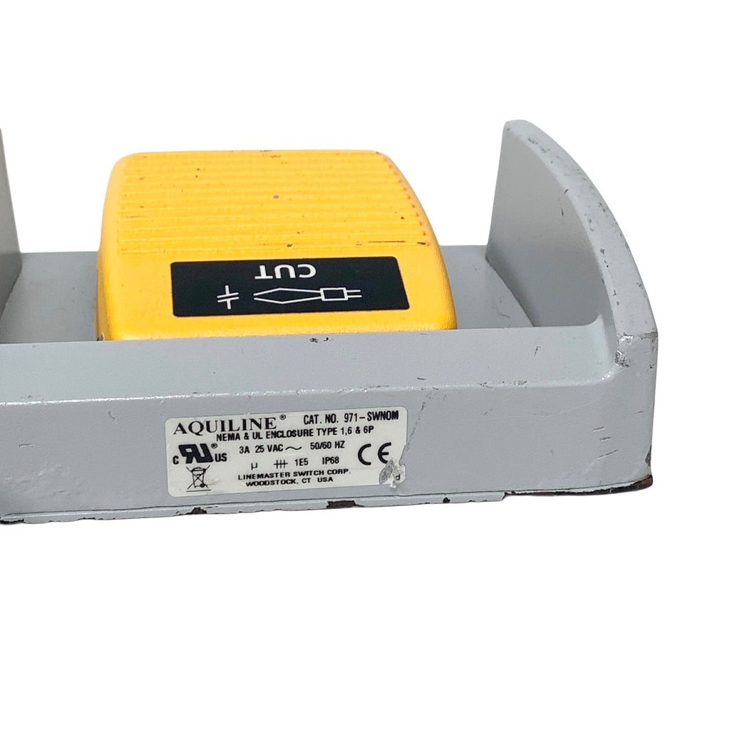 Stryker 6700-313-002 Dual Foot Pedal Malis Bipolar Generator Irrigator Surgical