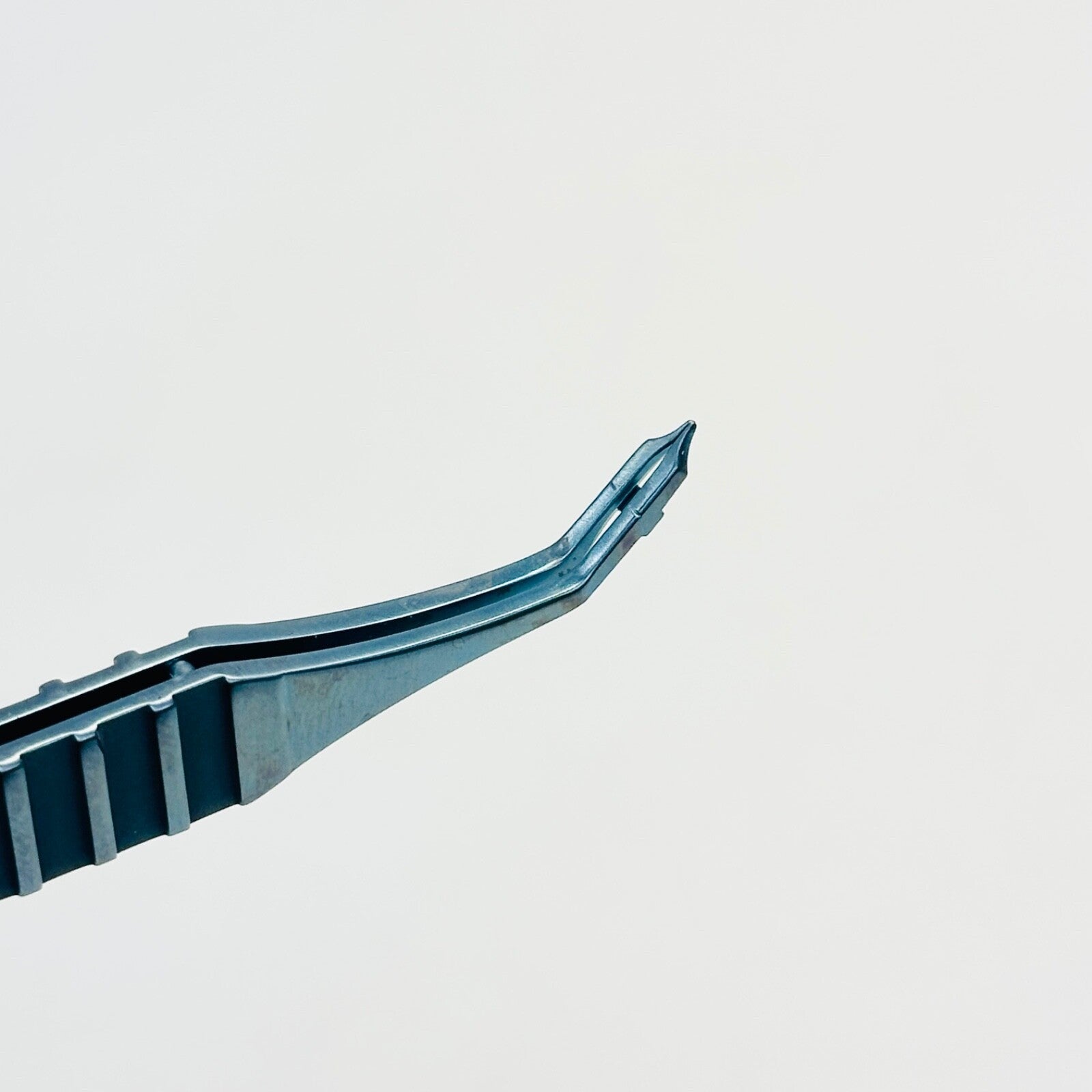 Duckworth & Kent DK7722 Titanium IOL Folding Forceps