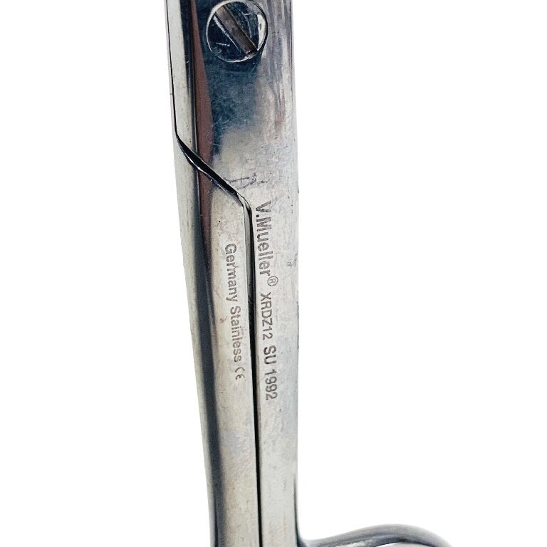 V. Mueller REF SU1992, Suture Scissors, blunt tip