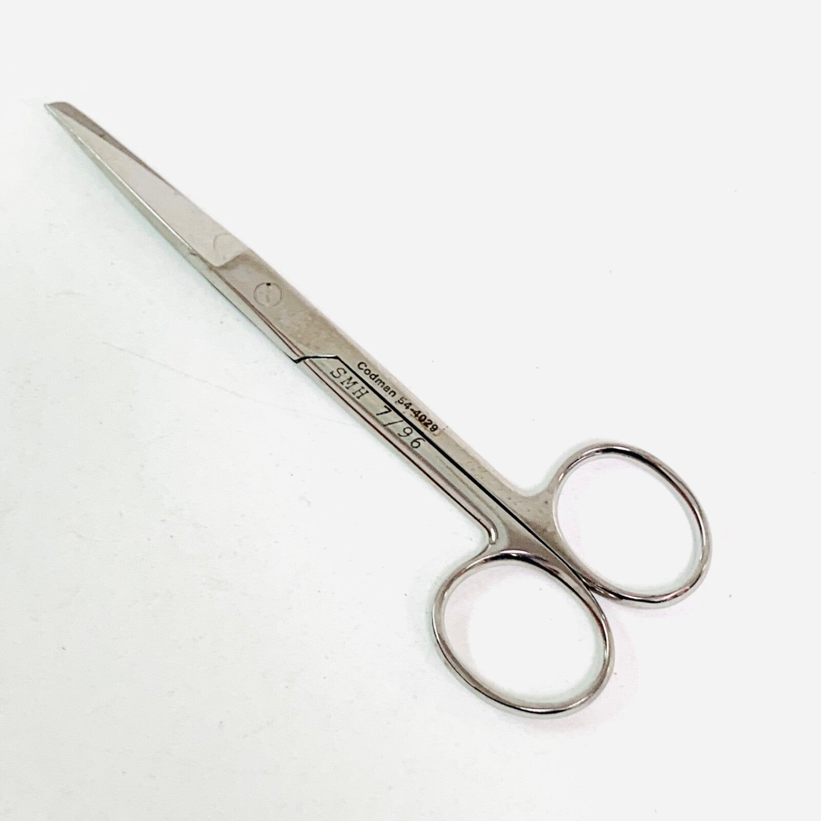 Codman REF 54-4029, Operating Scissors, Straight, Sharp/Blunt, 5 1/2 in