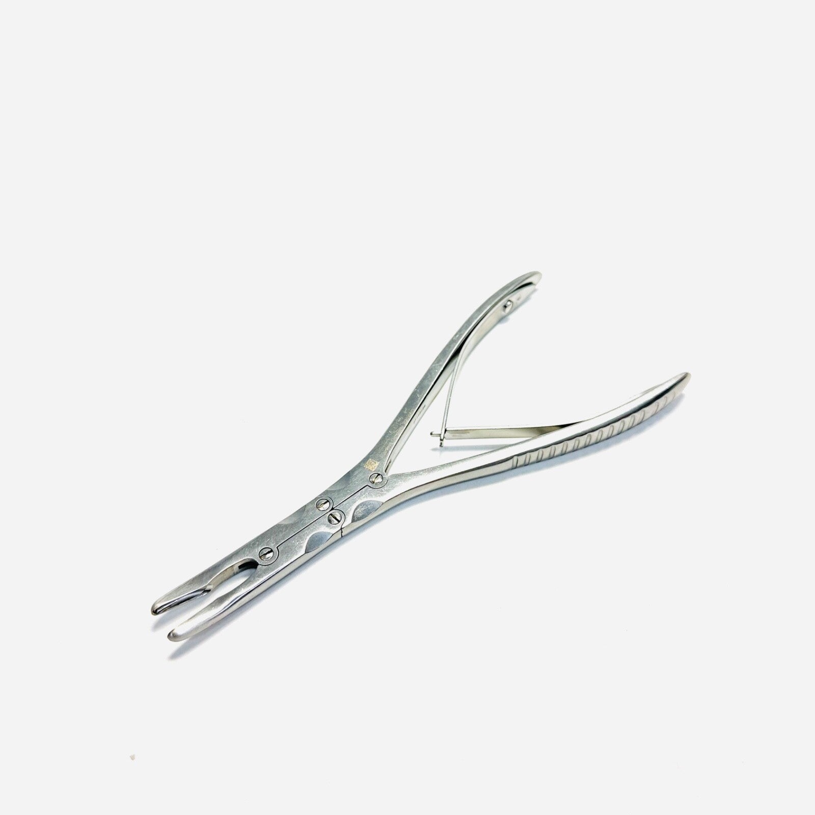 V. Mueller AU6790 Beyer Ronguer Forceps DBL ACT 4 X 15mm BITE Instrument