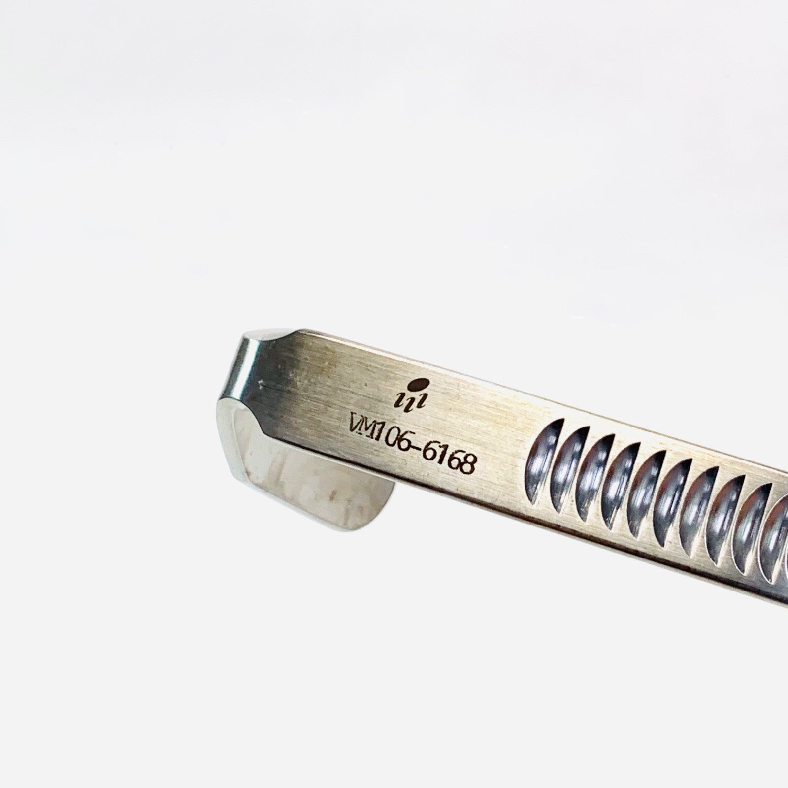 V.Mueller REF VM106-6168, RETRACTOR