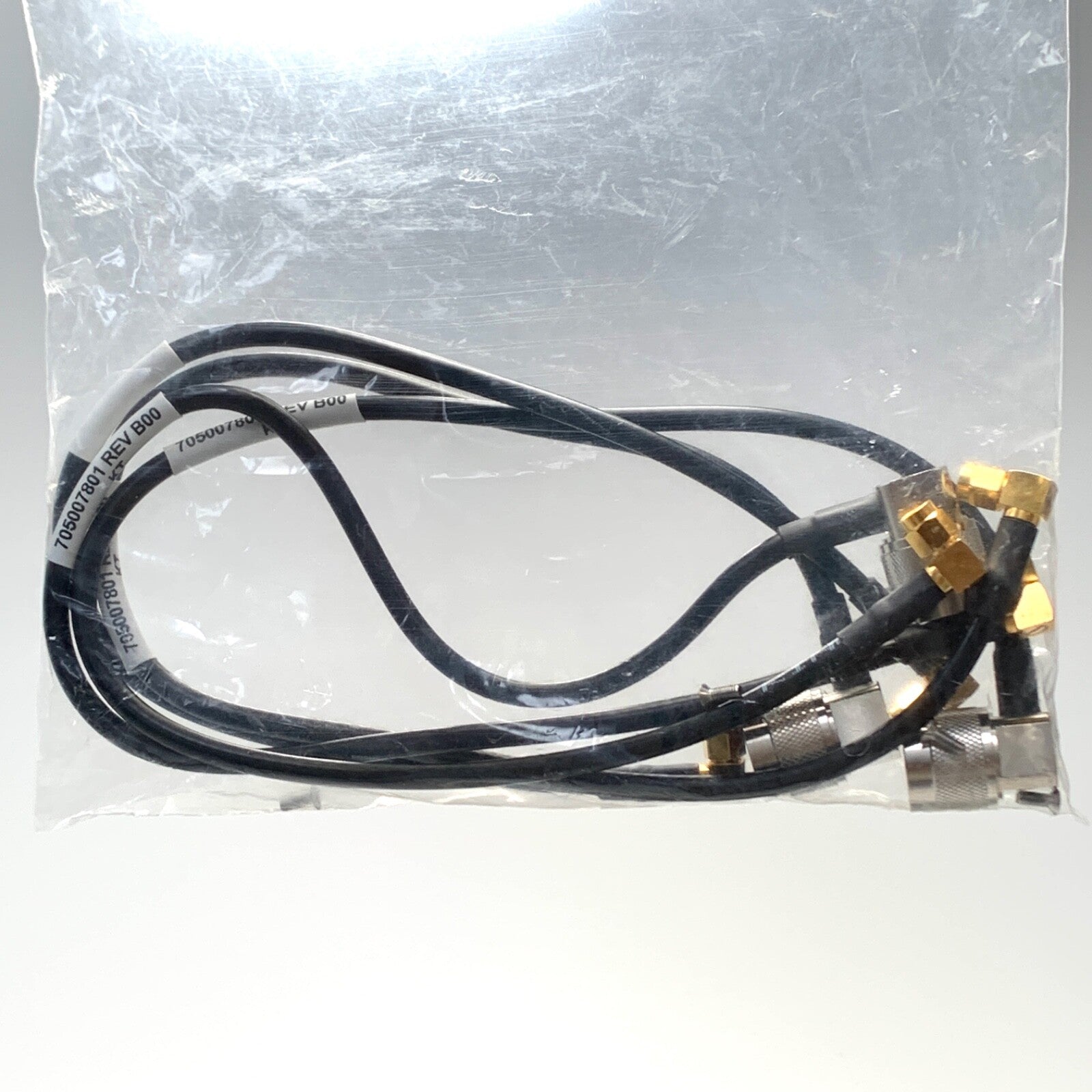 GE Corning Mobile Access Remote Hub Unit IDEN/SMR-Page w/ Accessories