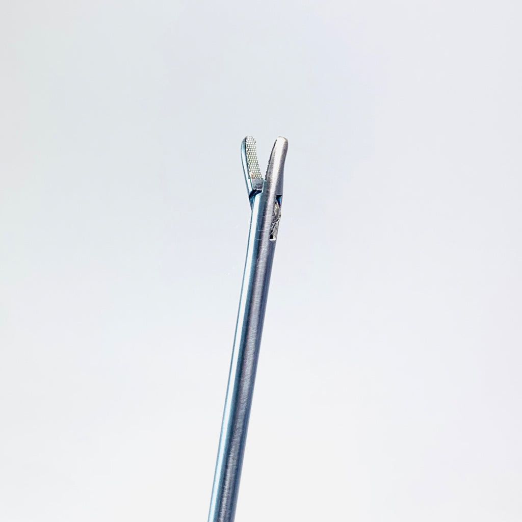 MILLENNIUM Ref 72-5250571, KOH Macro Needle Holder 5mm 33cm Curved Left