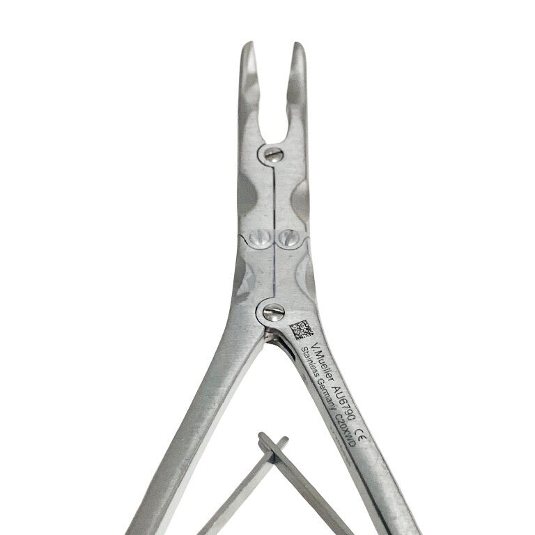 V Mueller REF AU6790, BEYER RONGEUR FORCEPS