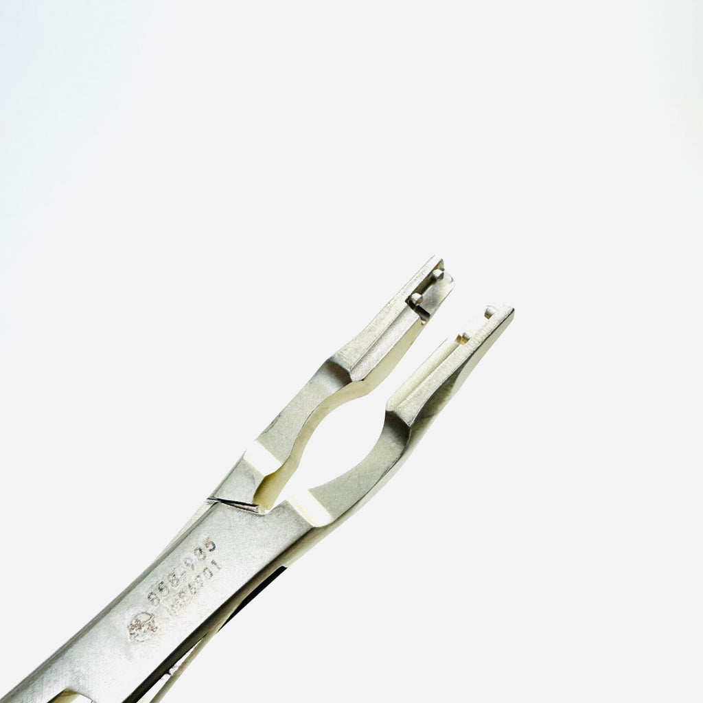 Medtronic 858-985 Lateral Implant Holder Forceps Instrument