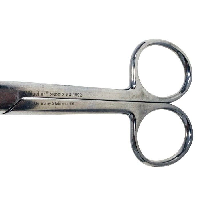 V. Mueller REF SU1992, Suture Scissors, blunt tip