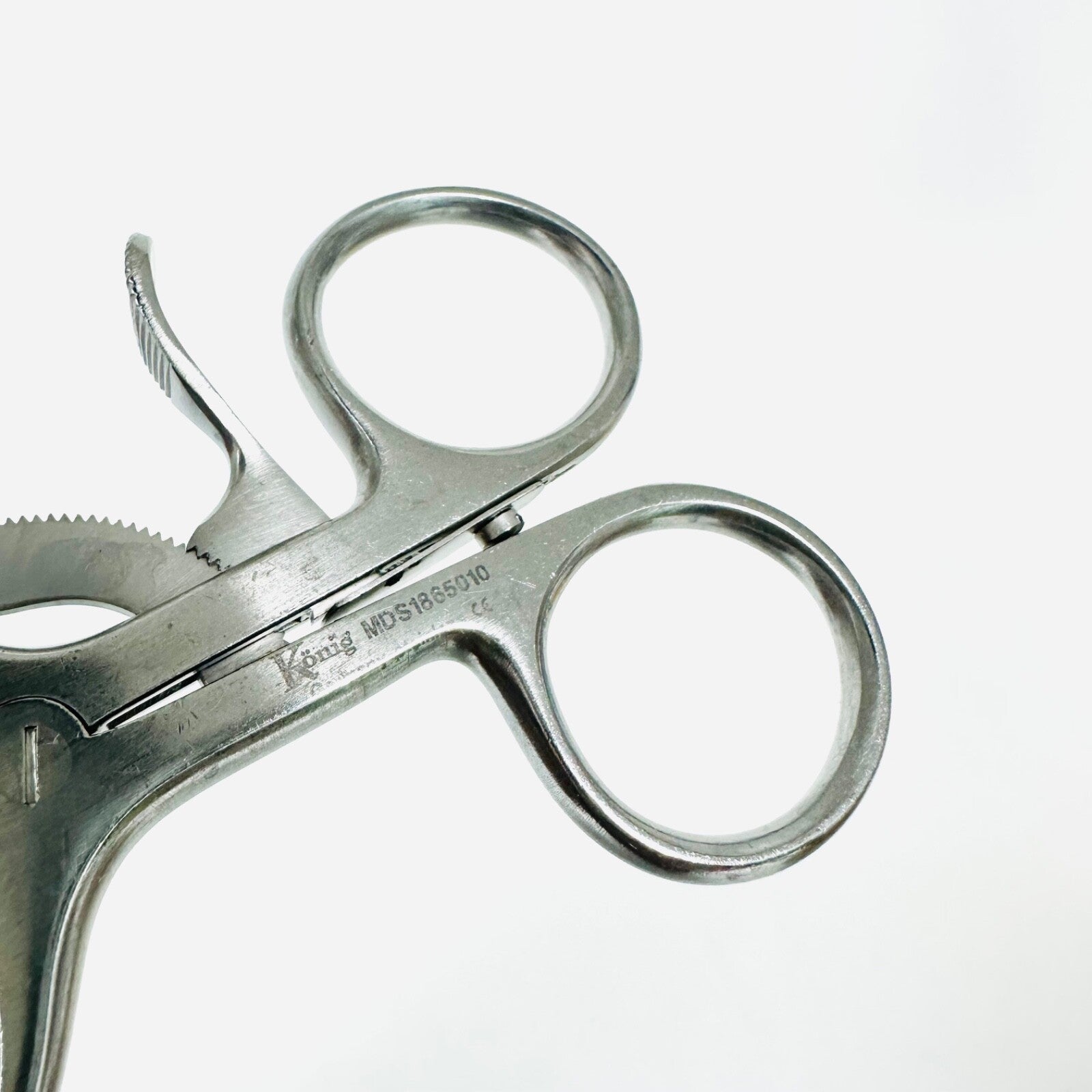 König MDS1865010 Weitlaner Retractor 4.25" Instrument