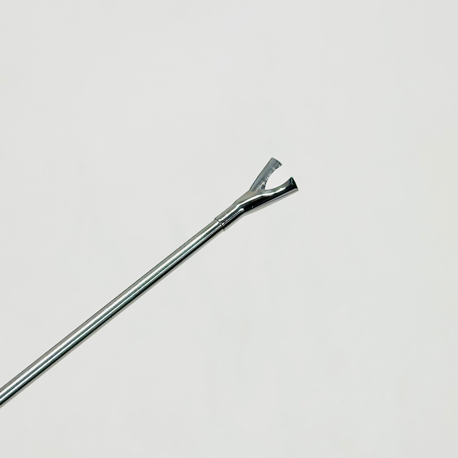 Smith & Nephew / Acufex 010815 Scissors, Rotary 20° Hooked Left, Instrument