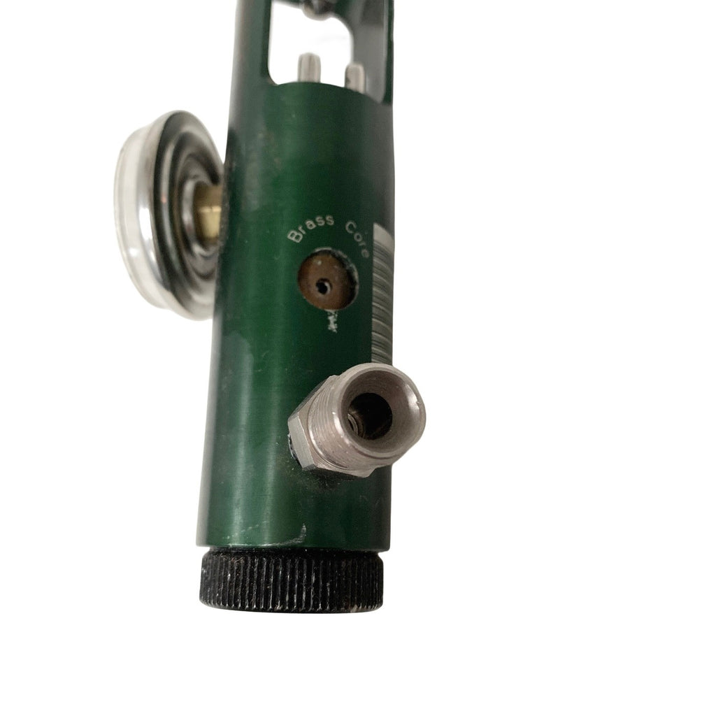 MAGNUS OXYGEN REGULATOR 50 PSI 1/03 IN1216328 GREEN NIP