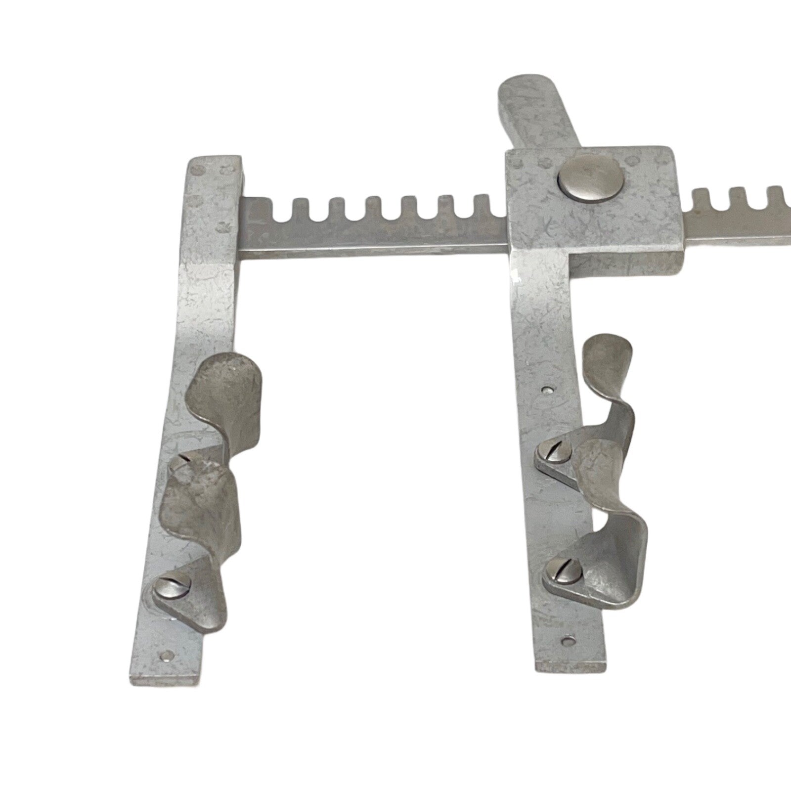 CODMAN 50-8068 ANKENEY Sternal Retractor, aluminum, with stainless steel rack