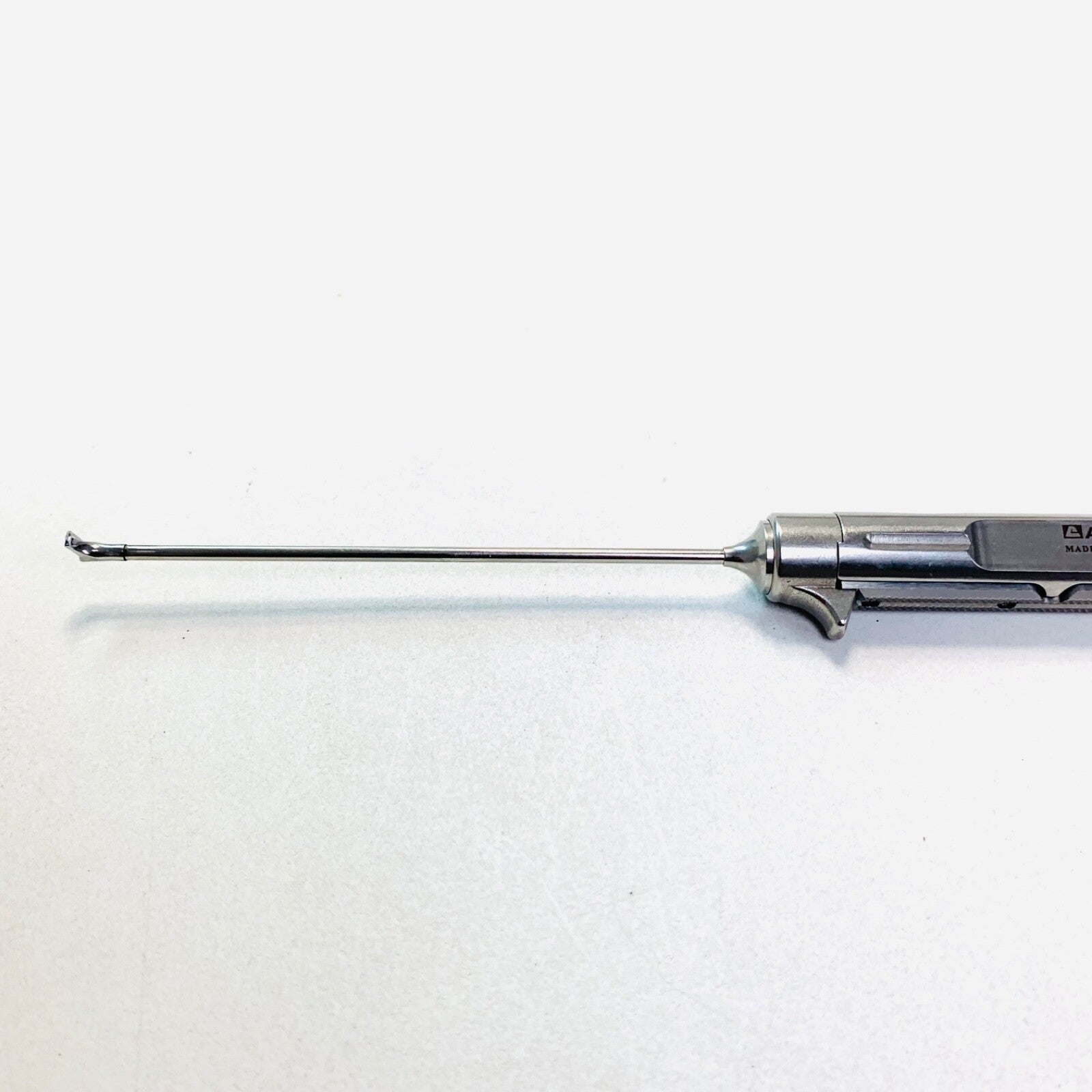 Acufex REF 010802, 60 Degree Left Hooked Scissors