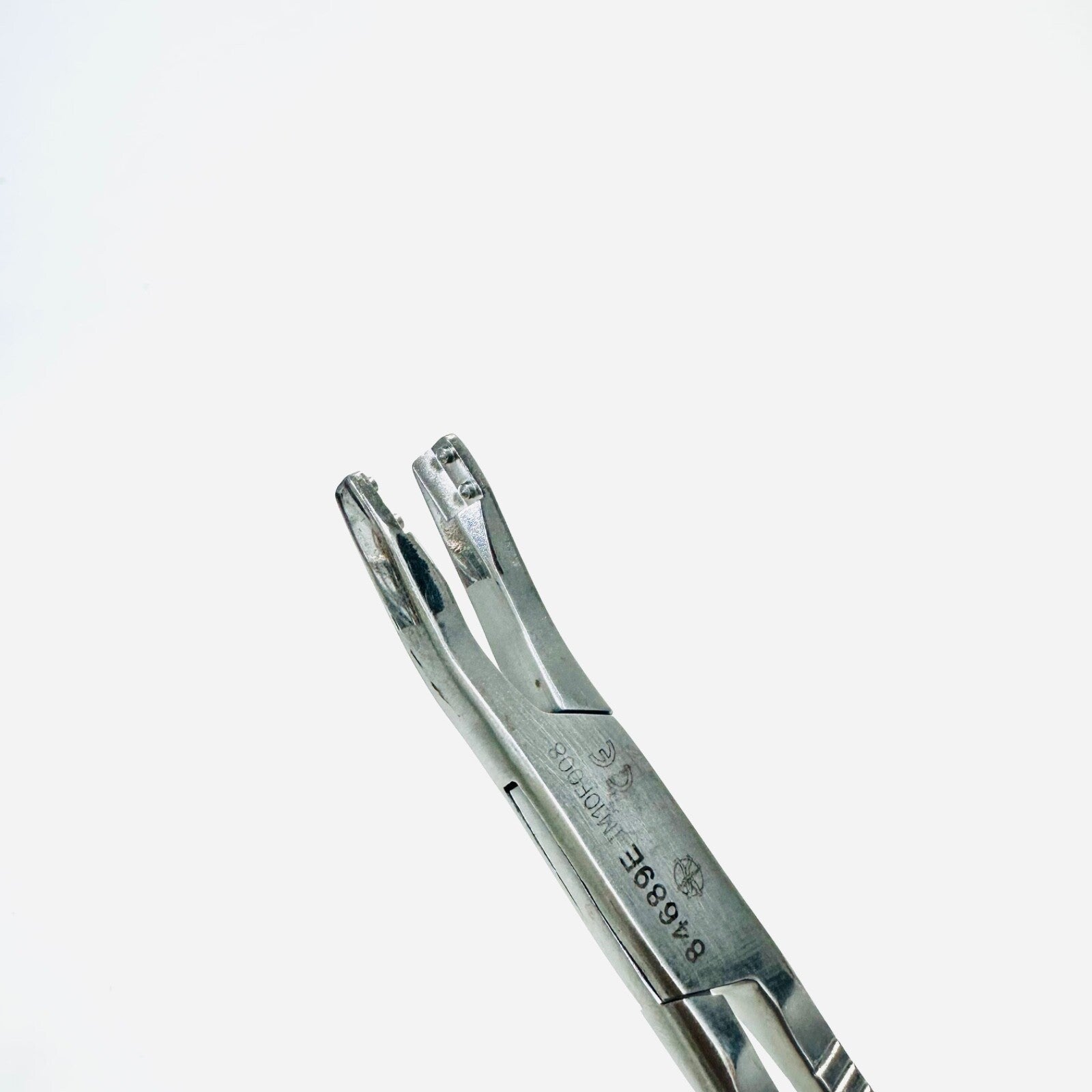 Medtronic 84689E Lateral Implant Holder Instrument