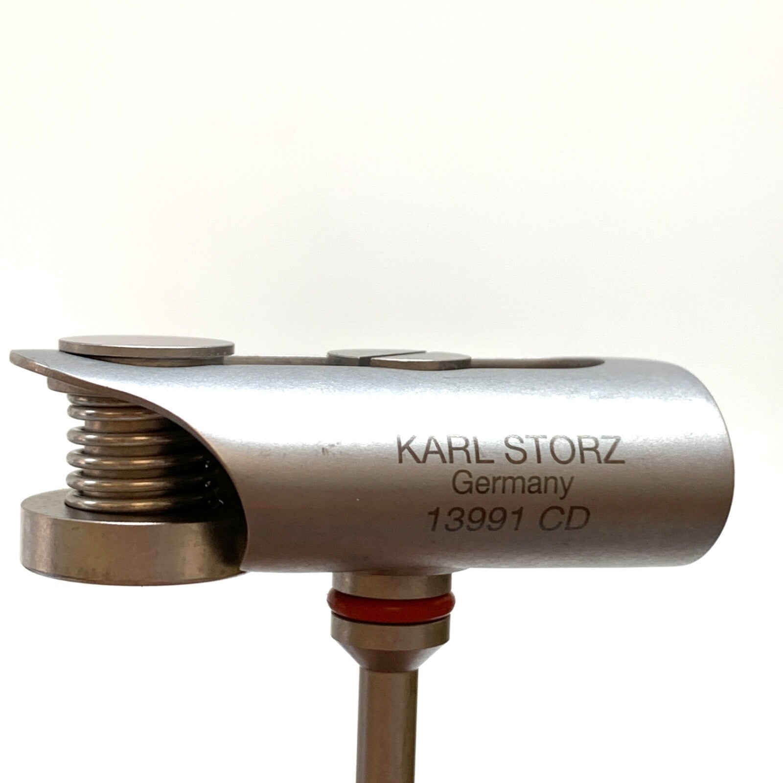 Karl Storz REF 13991CD, Double Valve Channel Splitter