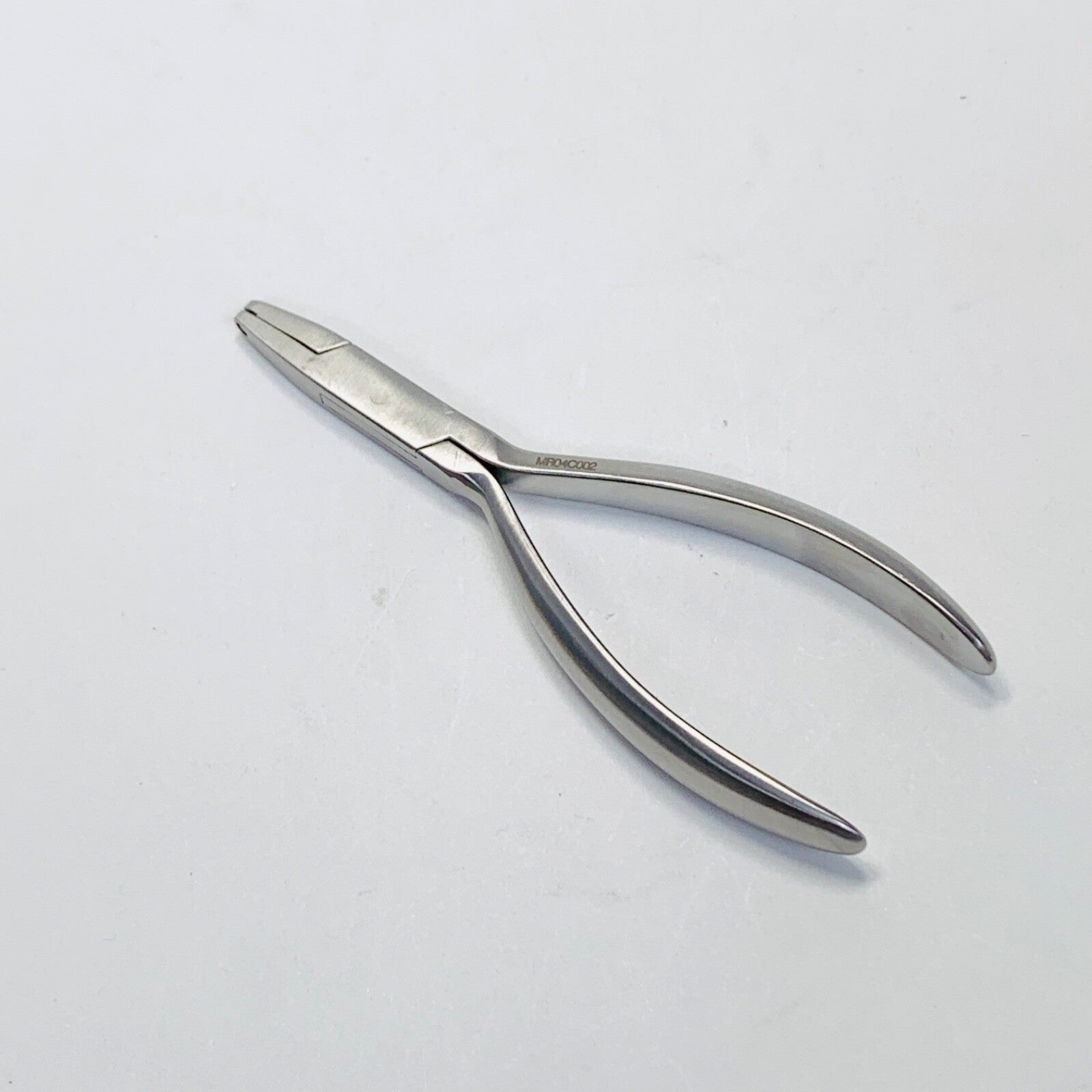 MEDTRONIC MR04C002 Timesh Round Punch Plier Instrument For Cranial System