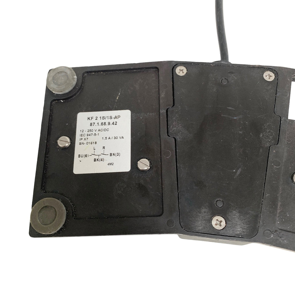 Steute REF 87.1.68.9.42 / KF 2 1S/1S-AP, Bipolar Double Footswitch w/ Cable