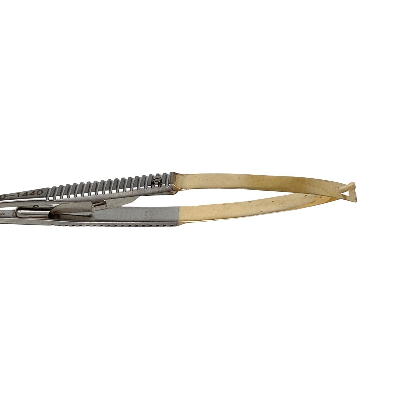 BOSS REF 50-1440, 5 1/2″ Castroviejo “GG” Needle Holder curved smooth w/ lock