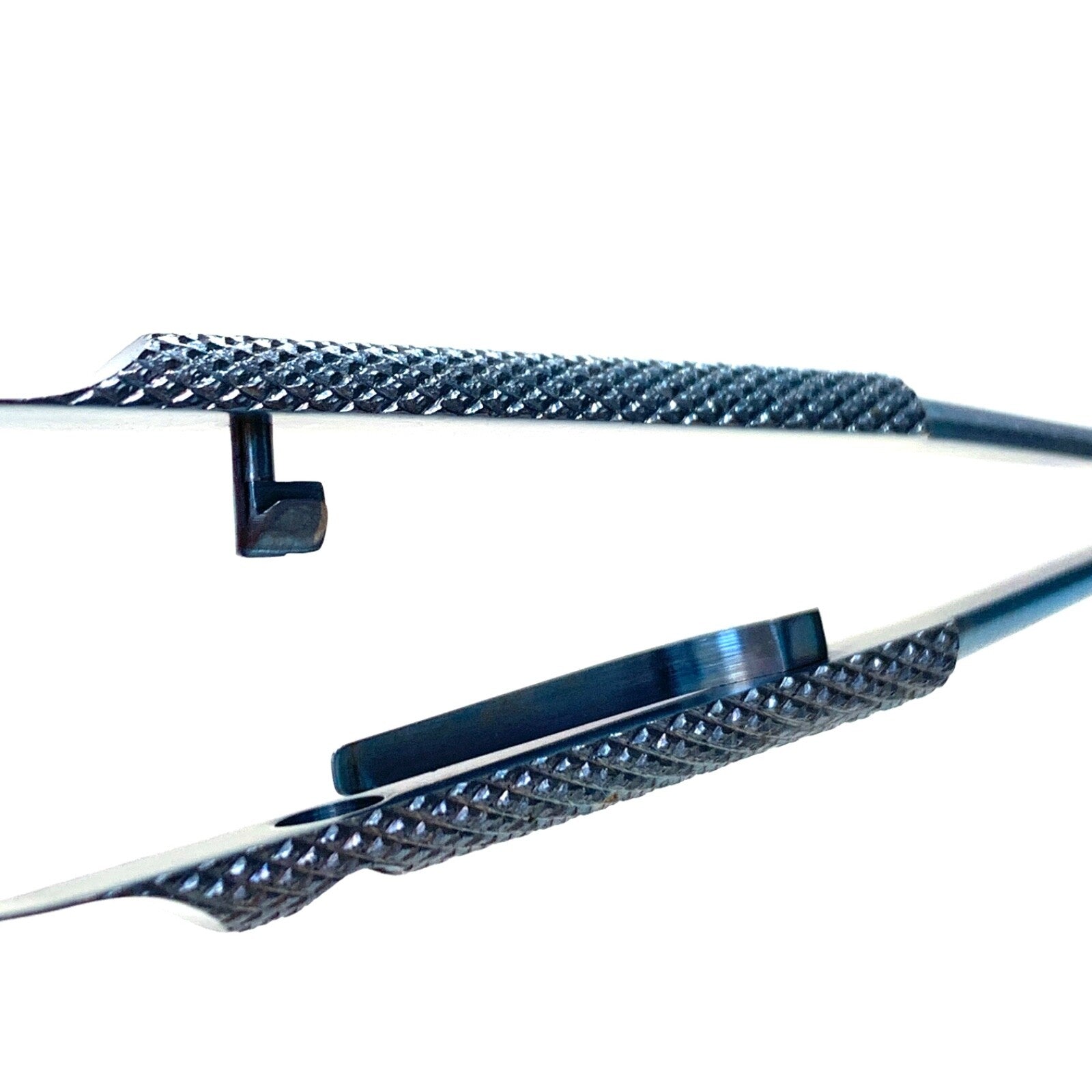 Storz REF 3-202, Needle Holder 9mm Curved Medium Locking
