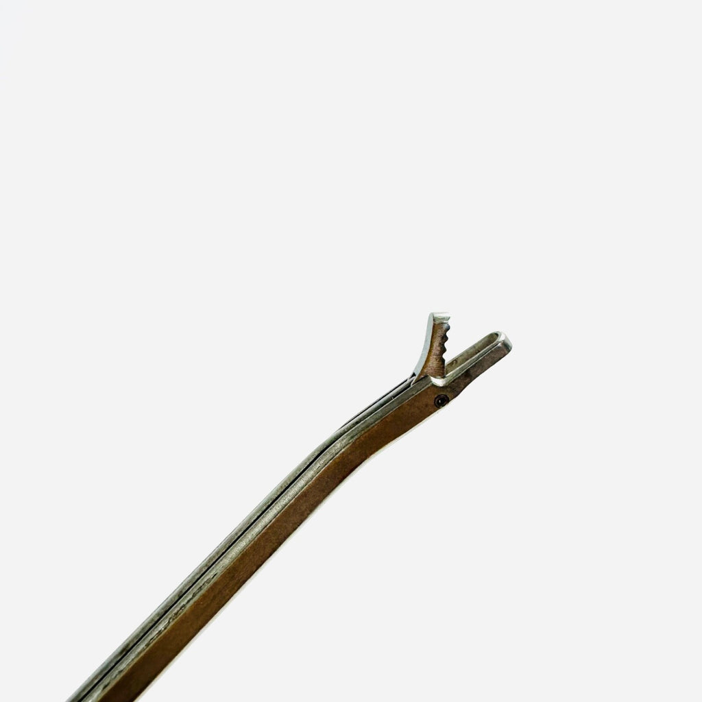 Medtrek 11-372  Punch, 15˚ right curved Instrument
