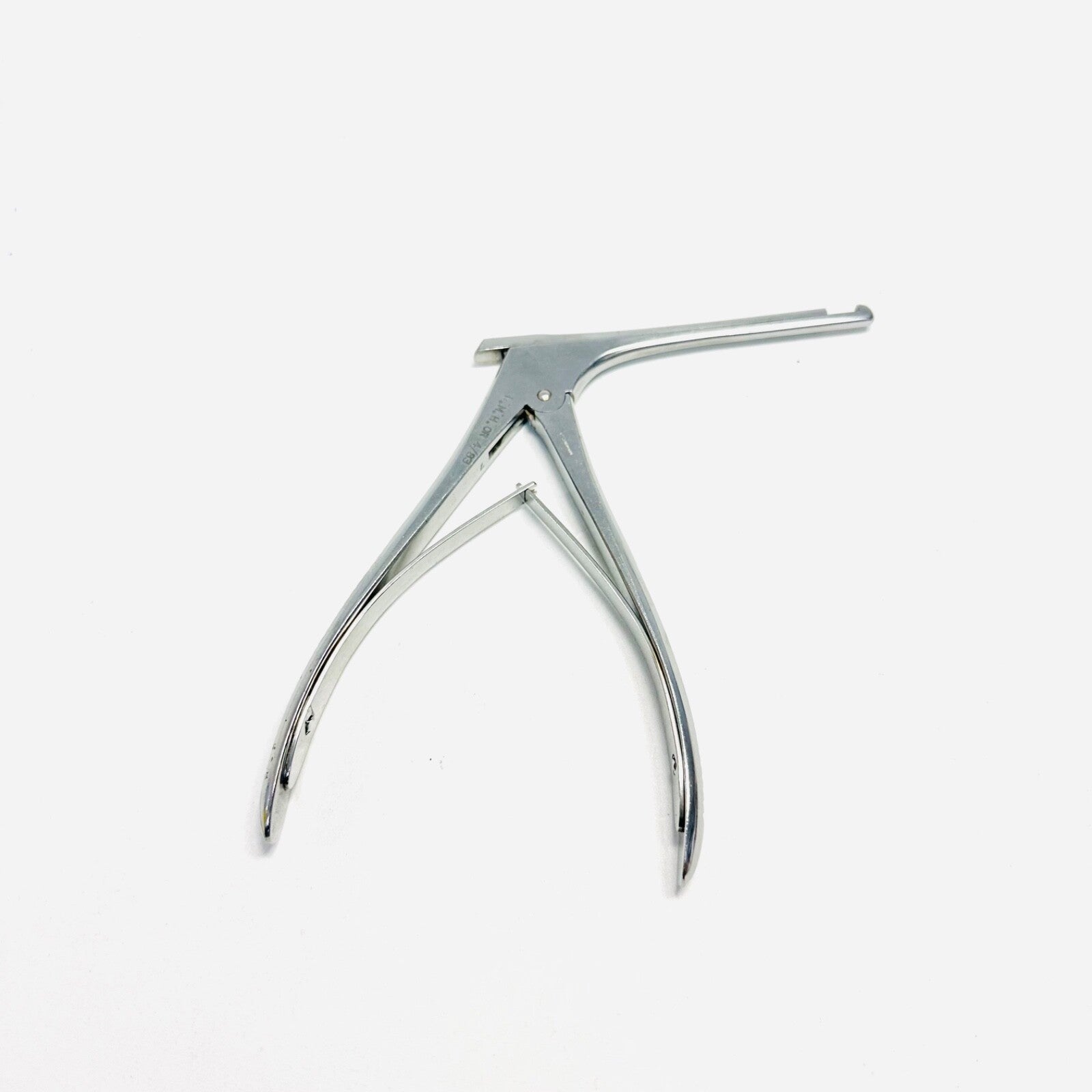 Storz N1952 Kerrison Rongeur #2,  4.5mm X 3.5mm Bite 5.9 Inch Instrument