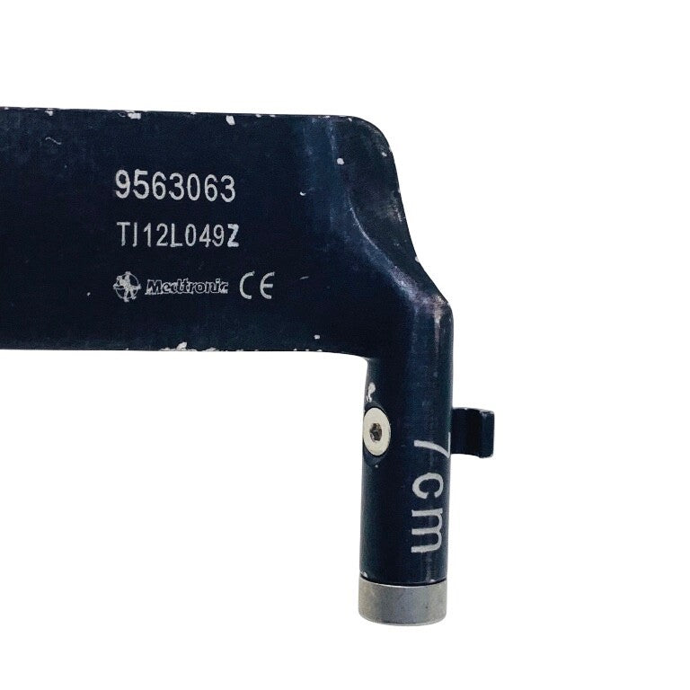 Medtronic REF 9563063, Blade, Left 7cm, Midline Access Instrument