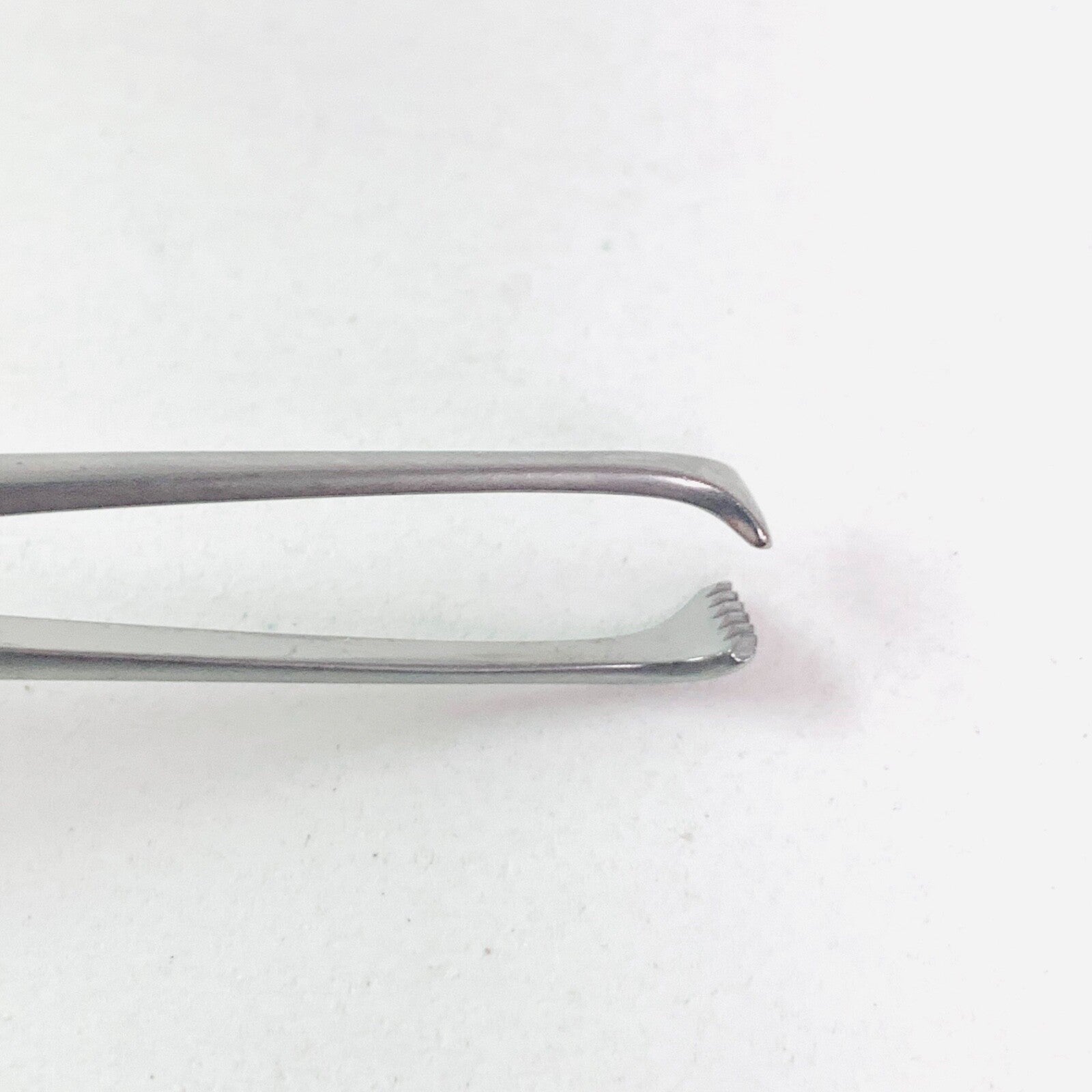 Aesculap REF EA016R, Allis Intestinal Grasping Forceps