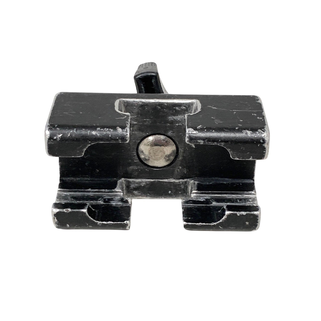 OR Medical S/N 251612 Operating Table Rail Clamp Accessory Socket Tri-Star Knob