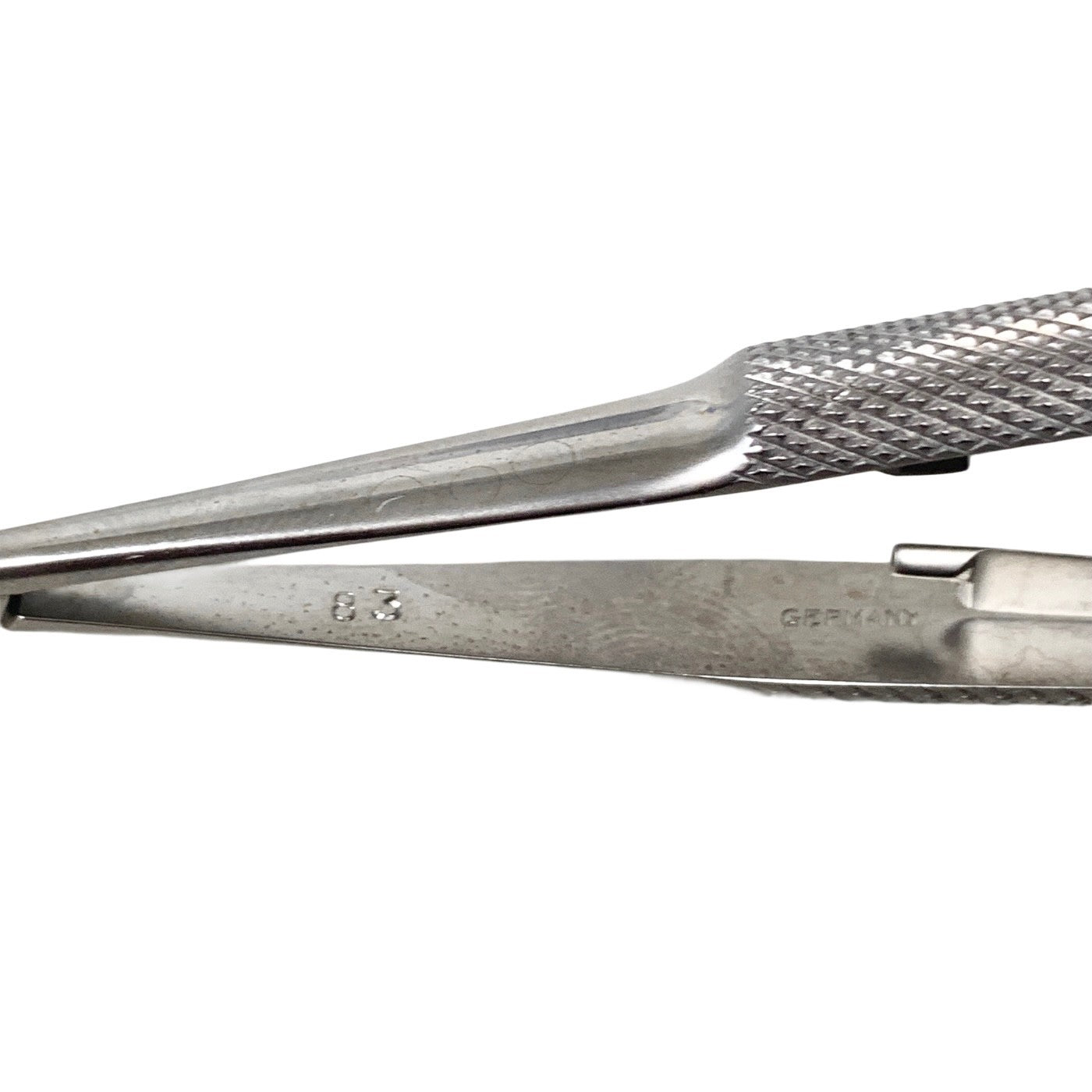 AESCULAP MICRO SURGICAL NEEDLE HOLDER