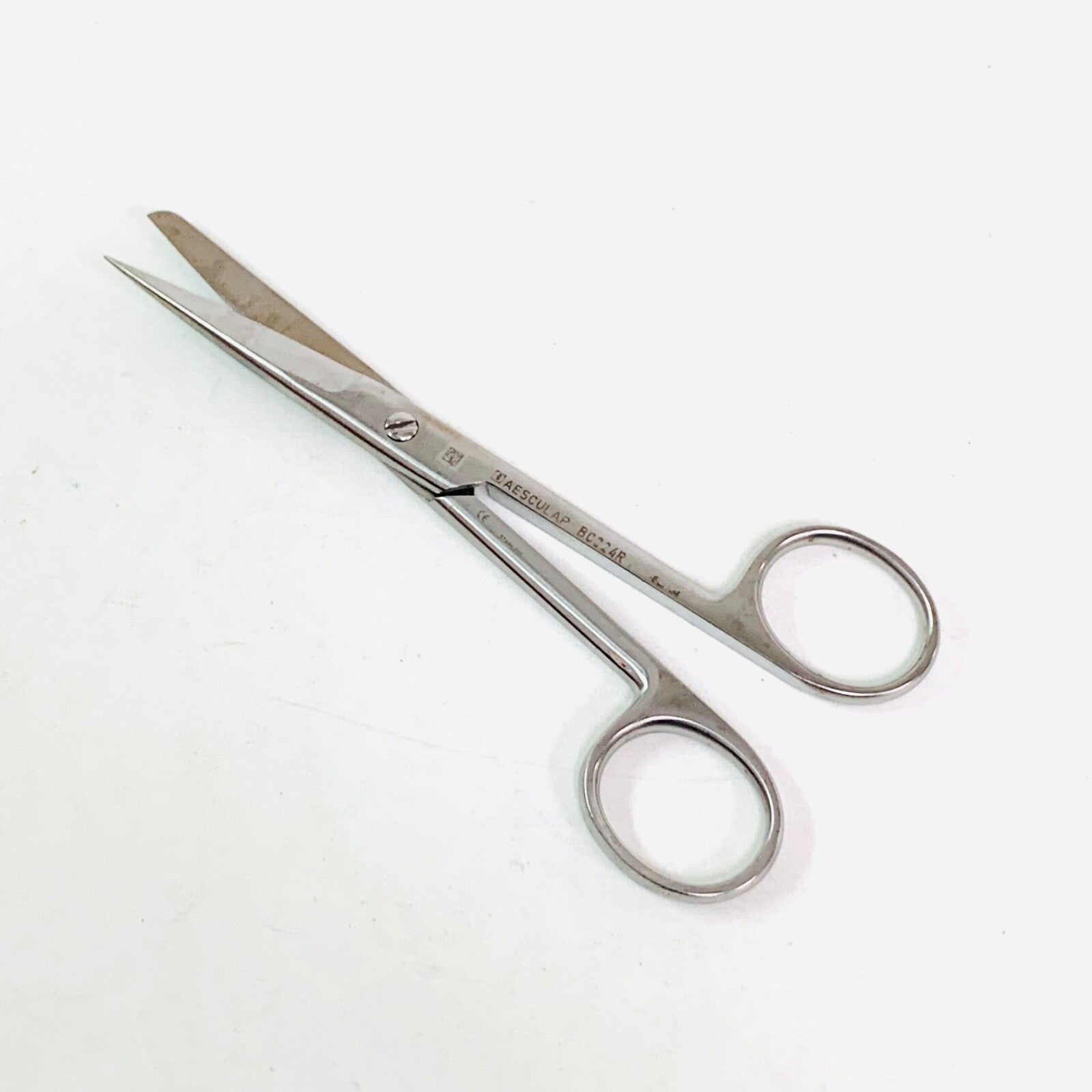 AESCULAP Ref BC324R, SURGICAL SCISSORS straight sharp/blunt 14.5 cm
