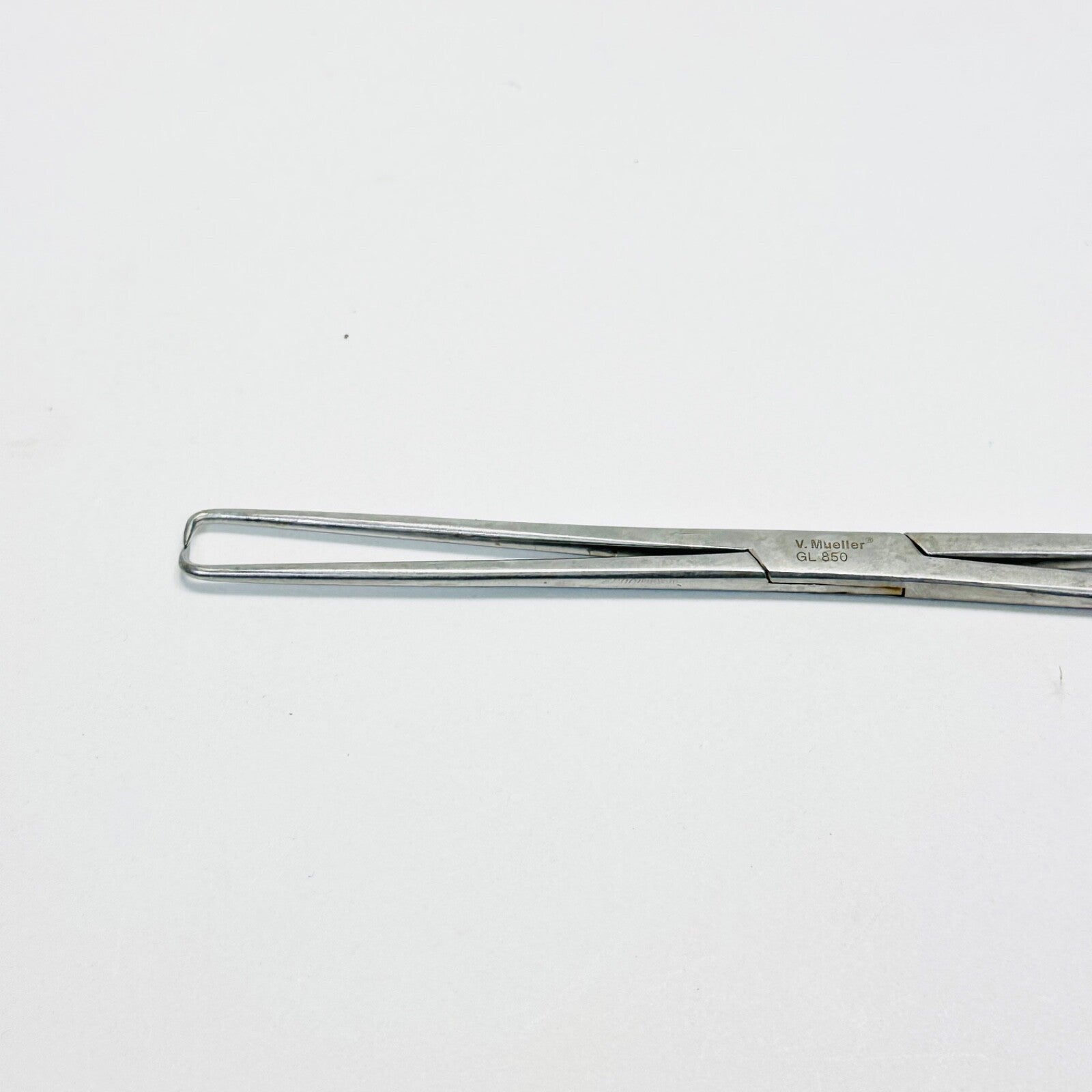 V. MUELLER GL850 Tenaculum Forceps 9-1/2 Inch, Squared 1 X 1 Prongs